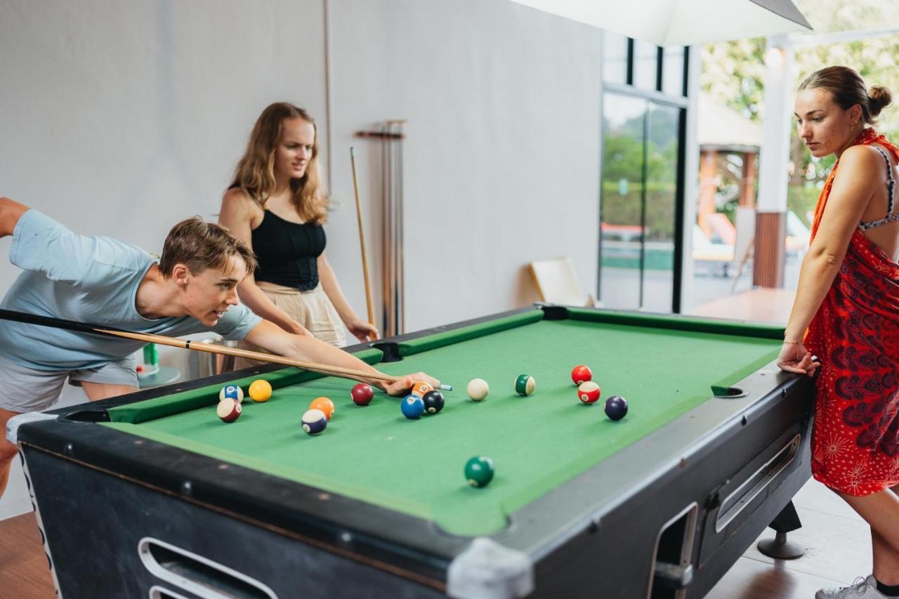Chill Inn Samui Hostel And Restaurant เกาะสมุย ภายนอก รูปภาพ