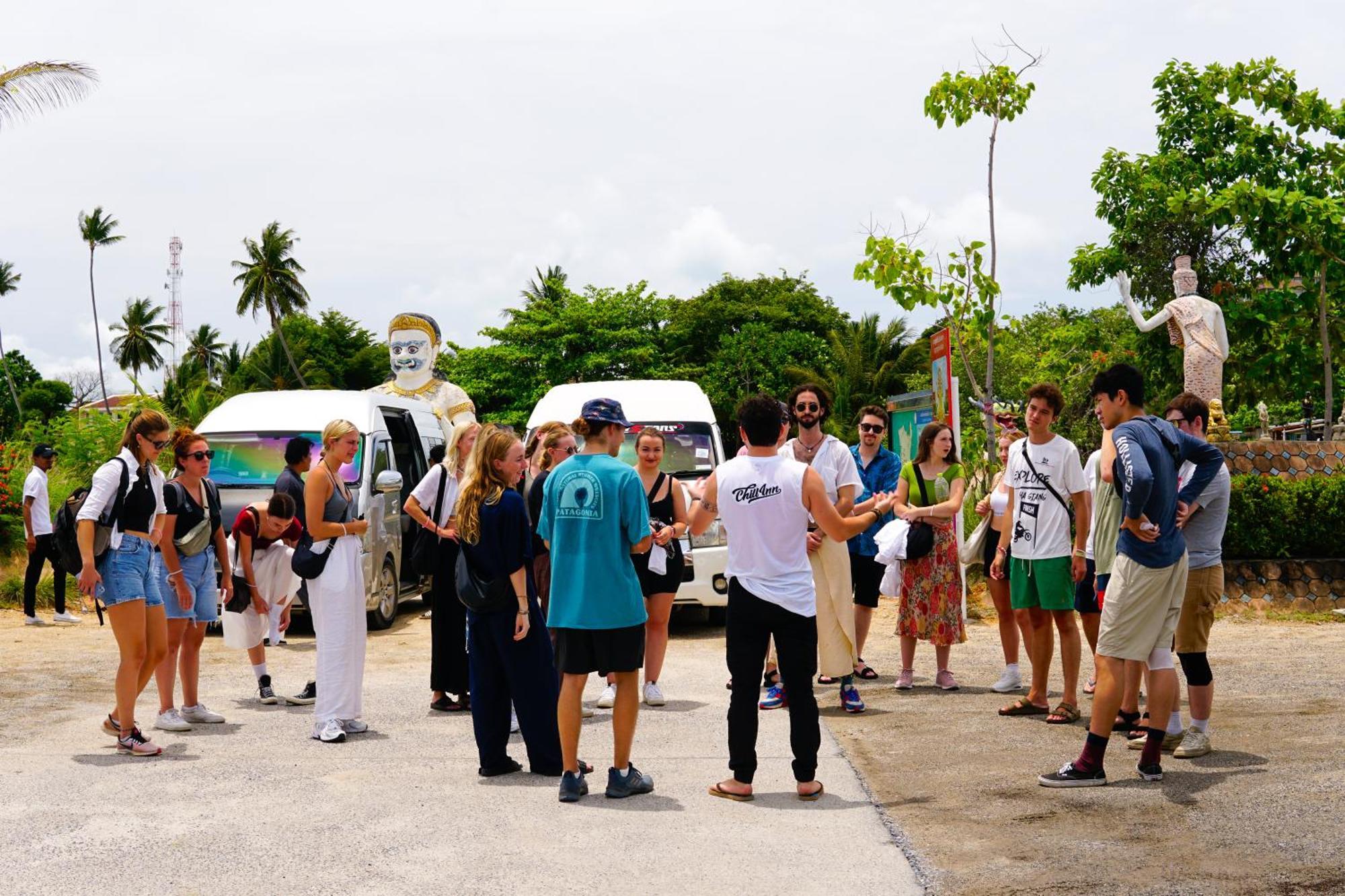 Chill Inn Samui Hostel And Restaurant เกาะสมุย ภายนอก รูปภาพ